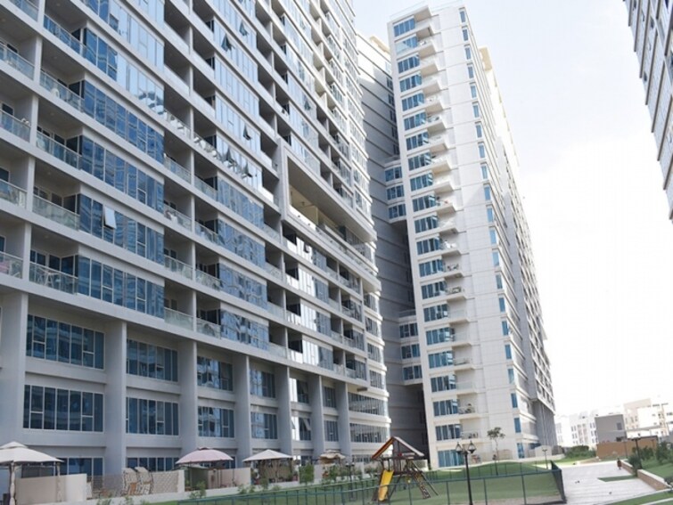 Skycourts Towers Apartment for Sale, Dubai Residence Complex, Dubai