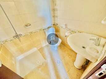 1 BR Apartment For Rent in Muwaileh Building