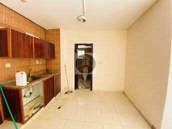 Studio Apartment For Rent in Muwaileh Building