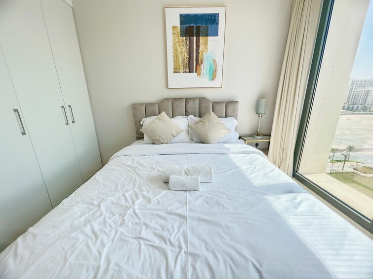  Apartment for Rent, Town Square, Dubai