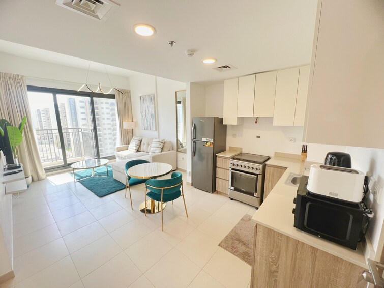  Apartment for Rent, Town Square, Dubai