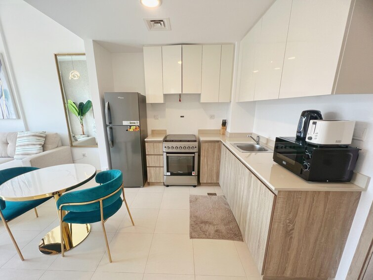  Apartment for Rent, Town Square, Dubai