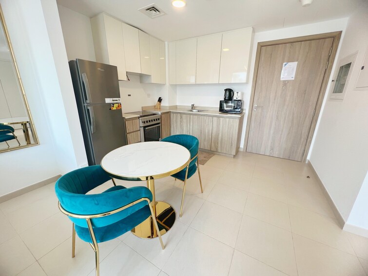  Apartment for Rent, Town Square, Dubai