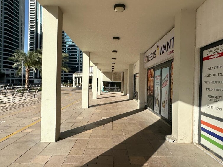 Green Lakes Retail Shop for Rent, Jumeirah Lake Towers (JLT), Dubai
