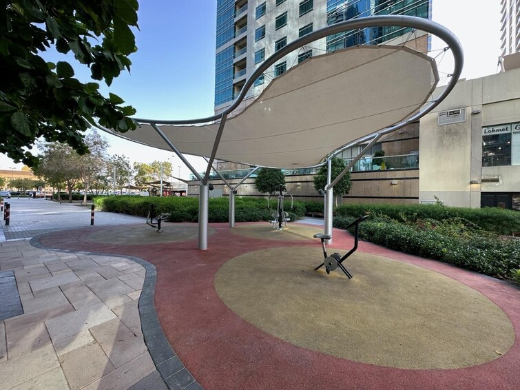 Green Lakes Retail Shop for Rent, Jumeirah Lake Towers (JLT), Dubai