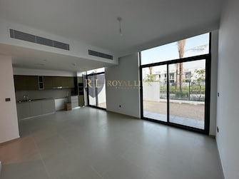 4 BR Villa For Rent in Sun Cover Image