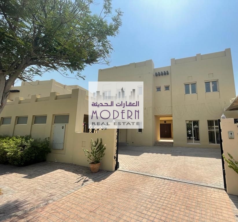  Villa for Rent, The Meadows, Dubai