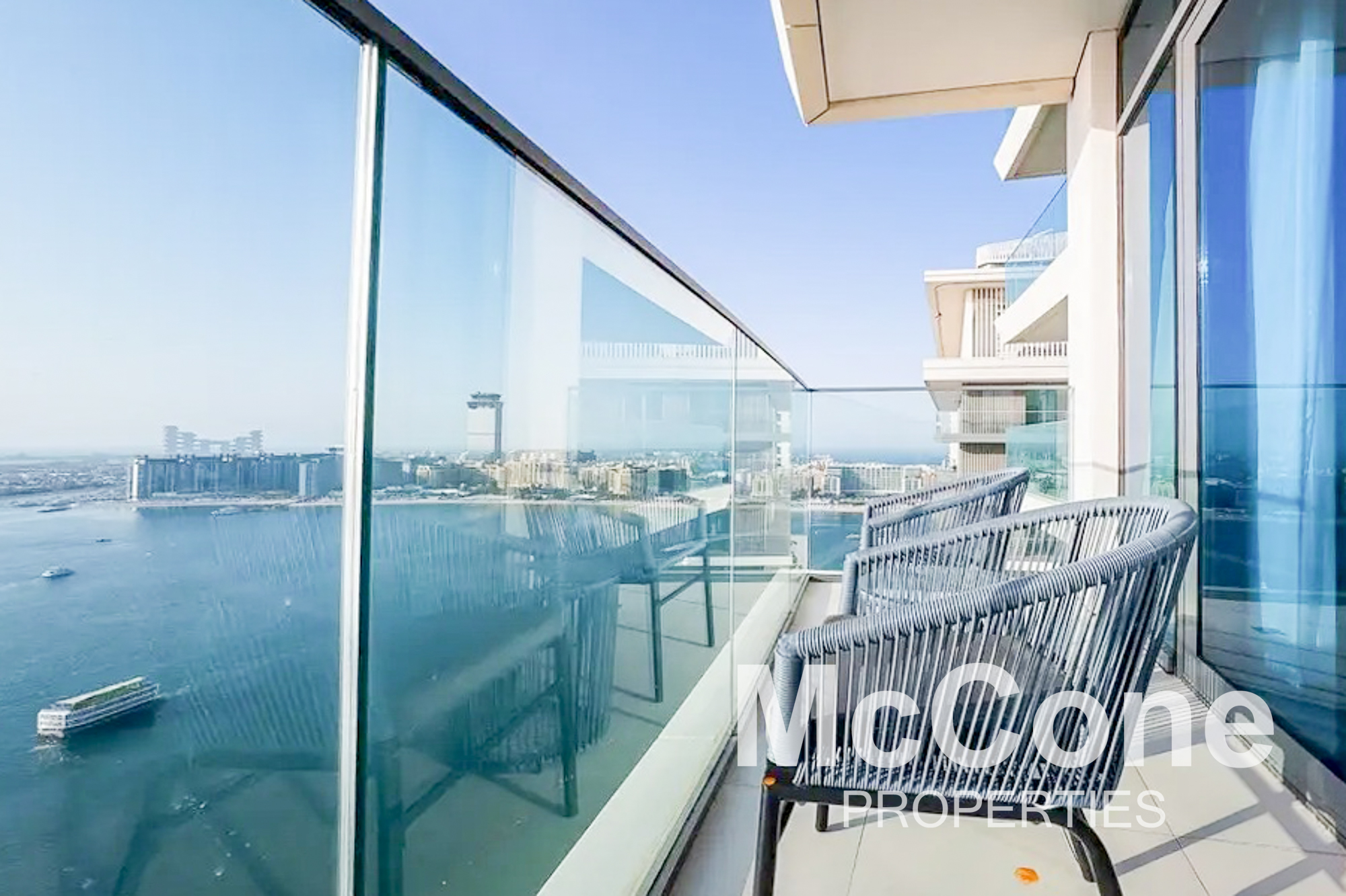 EMAAR Beachfront Apartment for Rent, Dubai Harbour, Dubai