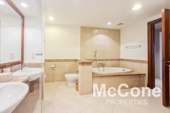 2 BR Apartment For Sale in Golden Mile 2 Cover Image