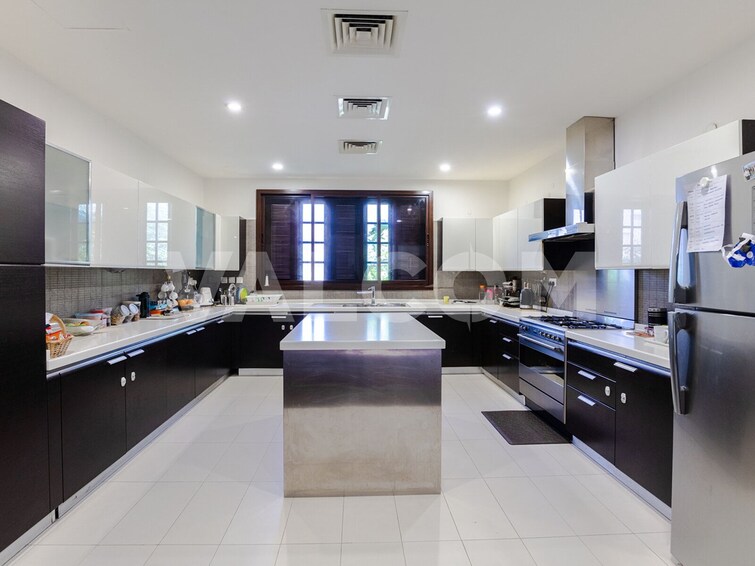  Villa for Sale, Al Jafiliya, Dubai