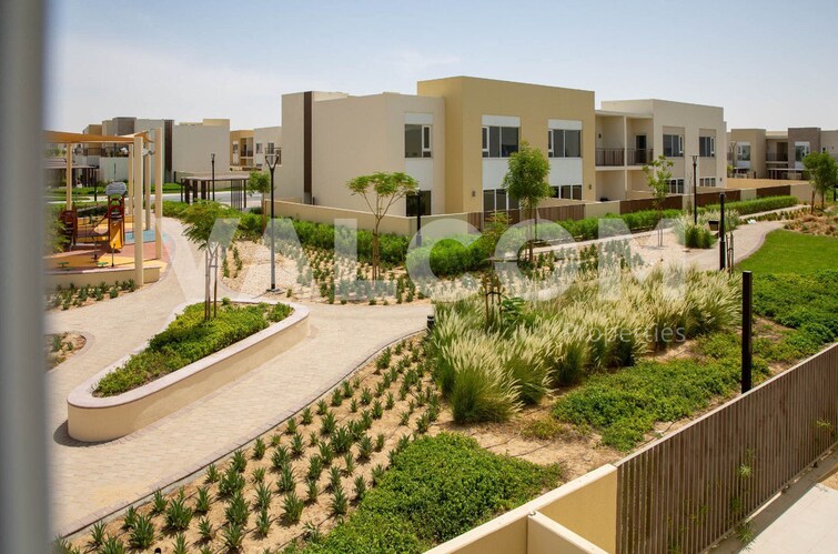  Townhouse for Sale, Dubai South, Dubai