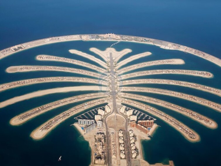 The Crescent Land for Sale, Palm Jumeirah, Dubai