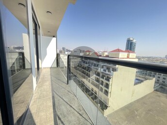 1 BR Apartment For Sale in JVC District 13