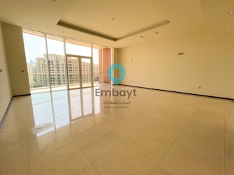 3 BR Apartment For Rent in Amber Cover Image