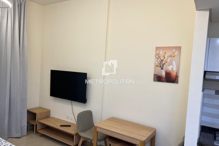 Azizi Plaza Apartment for Rent, Al Furjan, Dubai