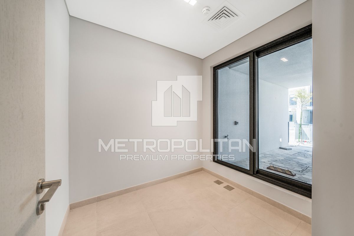 District 7 Townhouse for Rent, Mohammed Bin Rashid City, Dubai