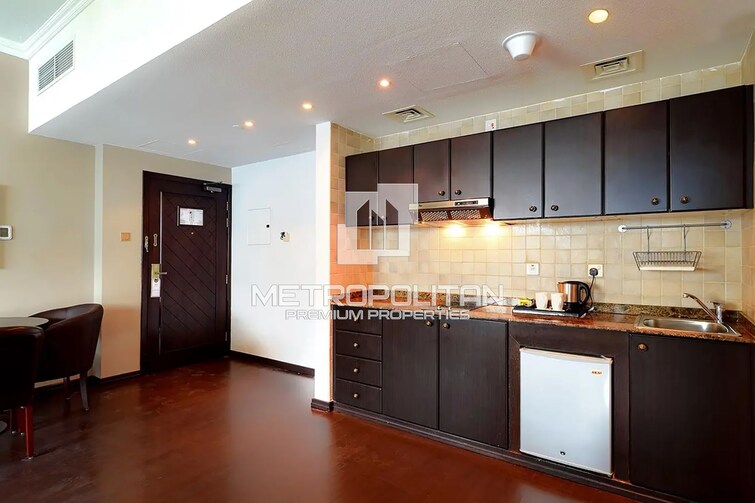  Hotel Apartment for Sale, Barsha Heights (Tecom), Dubai