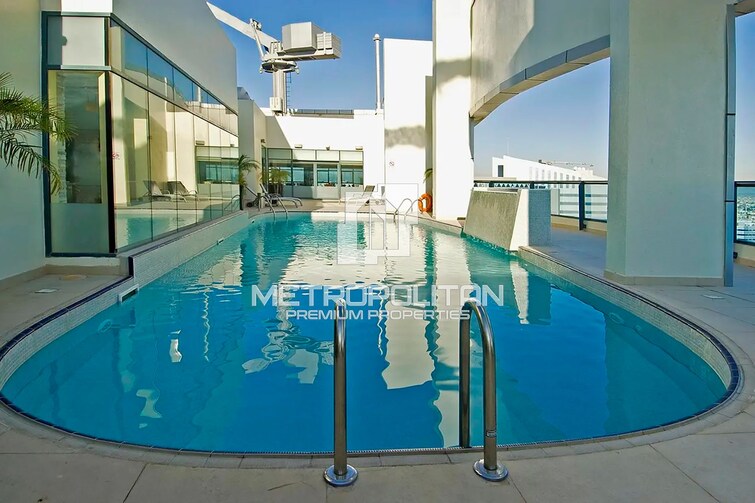  Hotel Apartment for Sale, Barsha Heights (Tecom), Dubai