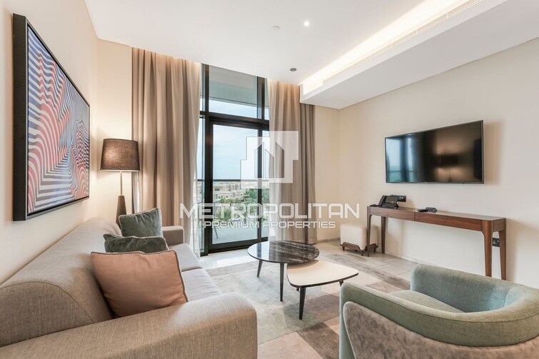  Apartment for Sale, Palm Jumeirah, Dubai