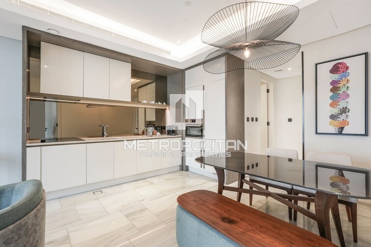  Apartment for Sale, Palm Jumeirah, Dubai