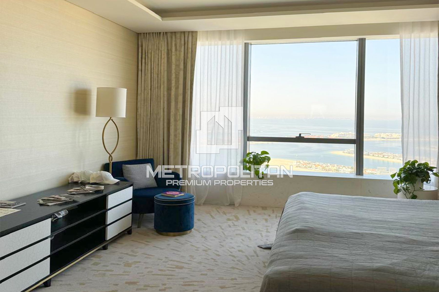 The Palm Tower Apartment for Sale, Palm Jumeirah, Dubai