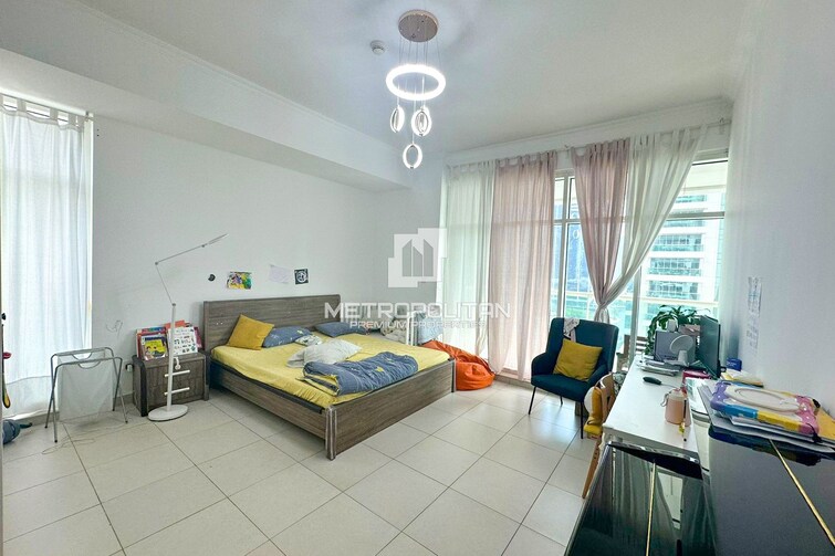 Tamweel Tower Apartment for Sale, Jumeirah Lake Towers (JLT), Dubai