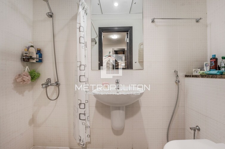 JLT Cluster S (Green Lake Towers) Apartment for Sale, Jumeirah Lake Towers (JLT), Dubai