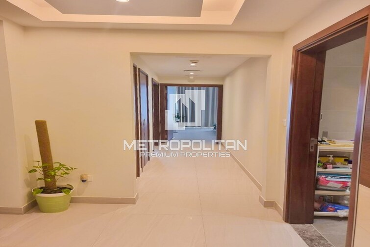 Al Kifaf Apartment for Sale, Bur Dubai, Dubai