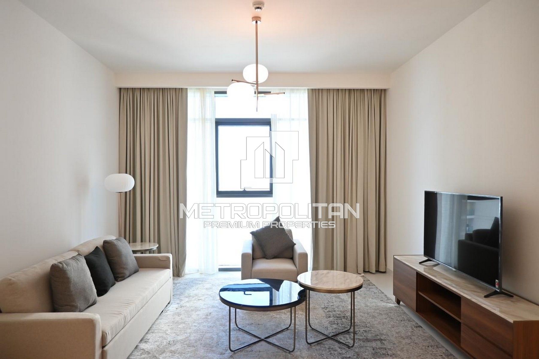 EMAAR Beachfront Apartment for Sale, Dubai Harbour, Dubai