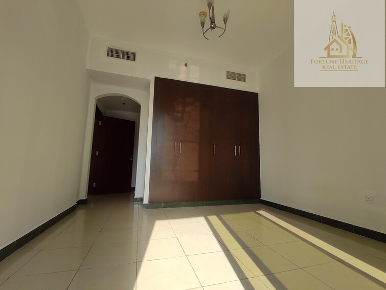 Al Shahed Tower Apartment for Rent, Barsha Heights (Tecom), Dubai