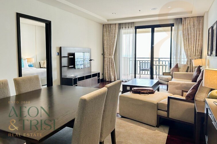  Apartment for Sale, Palm Jumeirah, Dubai