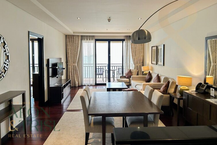  Apartment for Sale, Palm Jumeirah, Dubai