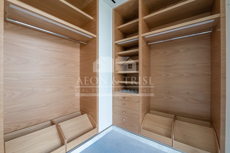  Apartment for Rent, Palm Jumeirah, Dubai