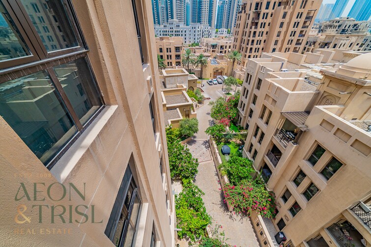 Old Town Apartment for Sale, Downtown Dubai, Dubai