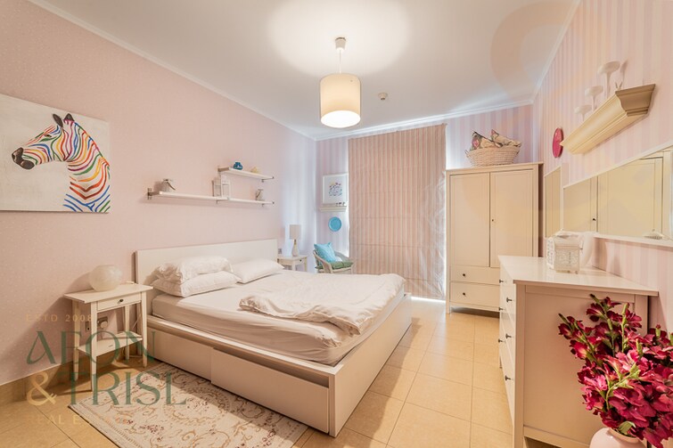 Old Town Apartment for Sale, Downtown Dubai, Dubai