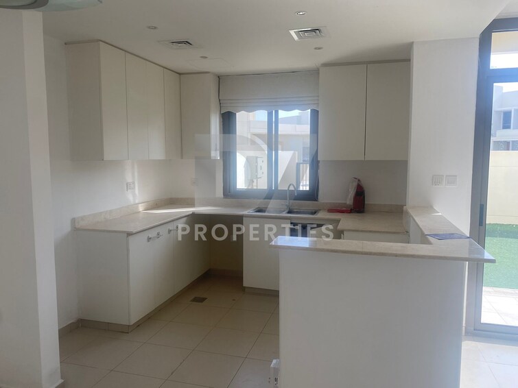 Safi Townhouses Villa for Sale, Town Square, Dubai