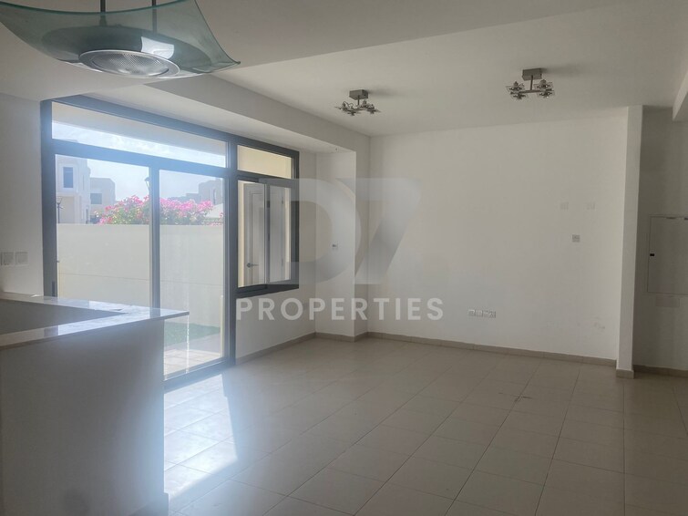 Safi Townhouses Villa for Sale, Town Square, Dubai