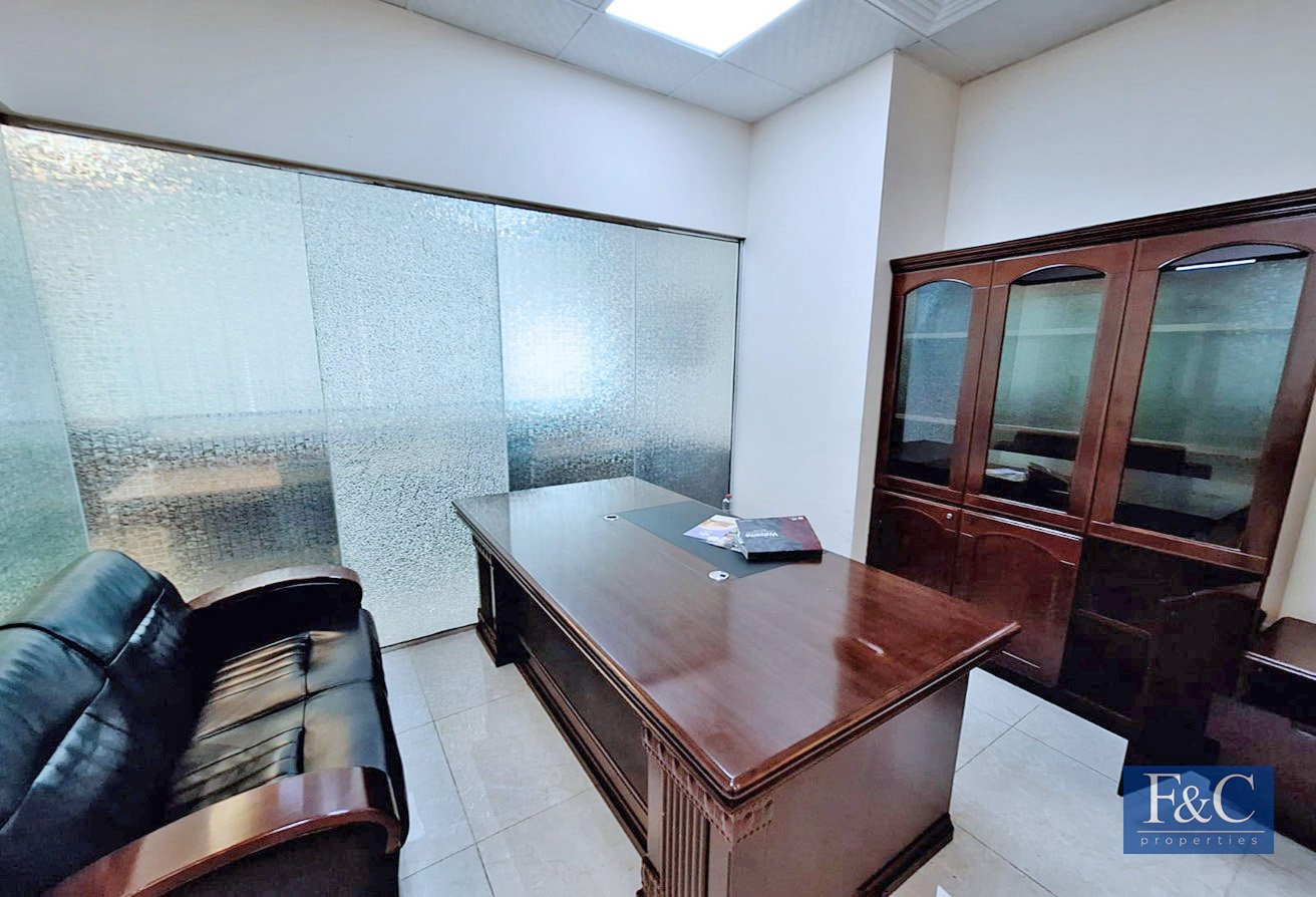 Capital Golden Tower Office Space for Rent, Business Bay, Dubai