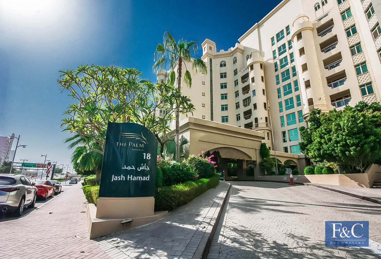 Shoreline Apartments Apartment for Rent, Palm Jumeirah, Dubai