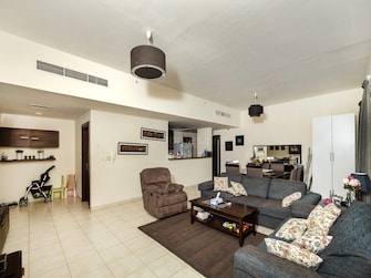 1 BR Apartment For Sale in Executive Towers Cover Image