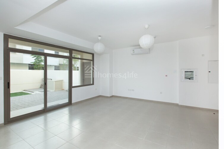 Hayat Townhouses Townhouse for Rent, Town Square, Dubai