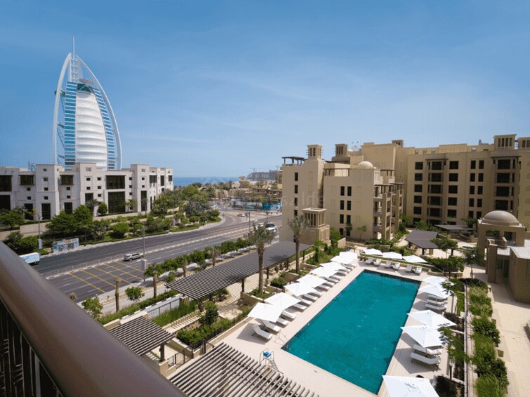  Apartment for Sale, Umm Suqeim, Dubai
