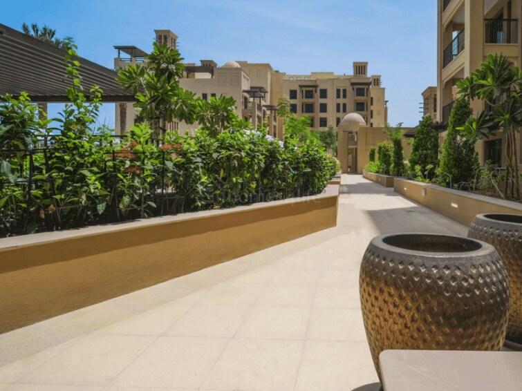  Apartment for Sale, Umm Suqeim, Dubai