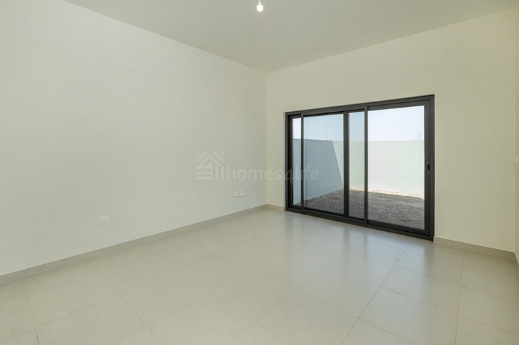  Townhouse for Sale, Dubai South, Dubai