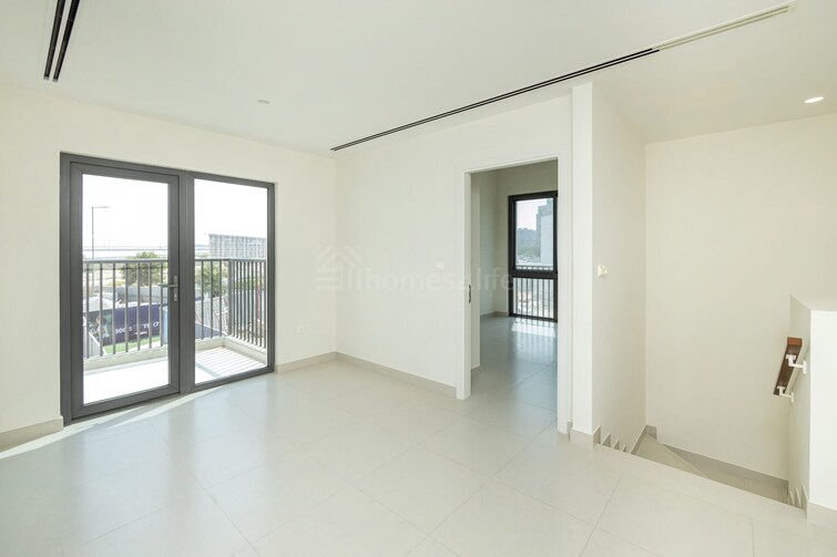  Townhouse for Sale, Dubai South, Dubai