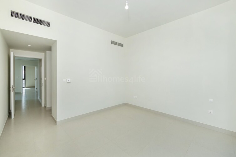  Townhouse for Sale, Dubai South, Dubai