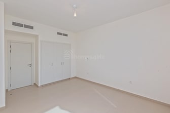 4 BR Townhouse For Sale in SAMA Townhouses Cover Image