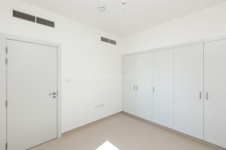 Noor Townhouses Townhouse for Rent, Town Square, Dubai