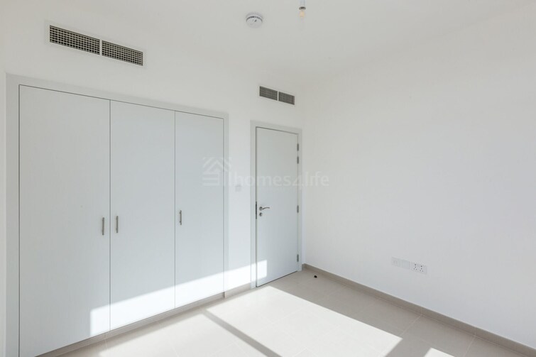 Noor Townhouses Townhouse for Rent, Town Square, Dubai