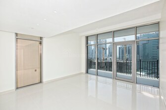 1 BR Apartment For Rent in BLVD Crescent Towers Cover Image